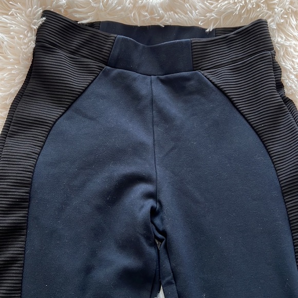 Zara Pants - Zara two tone elastic waist leggings